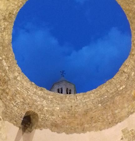 Apartments Crvena Orhideja Split Bagian luar foto