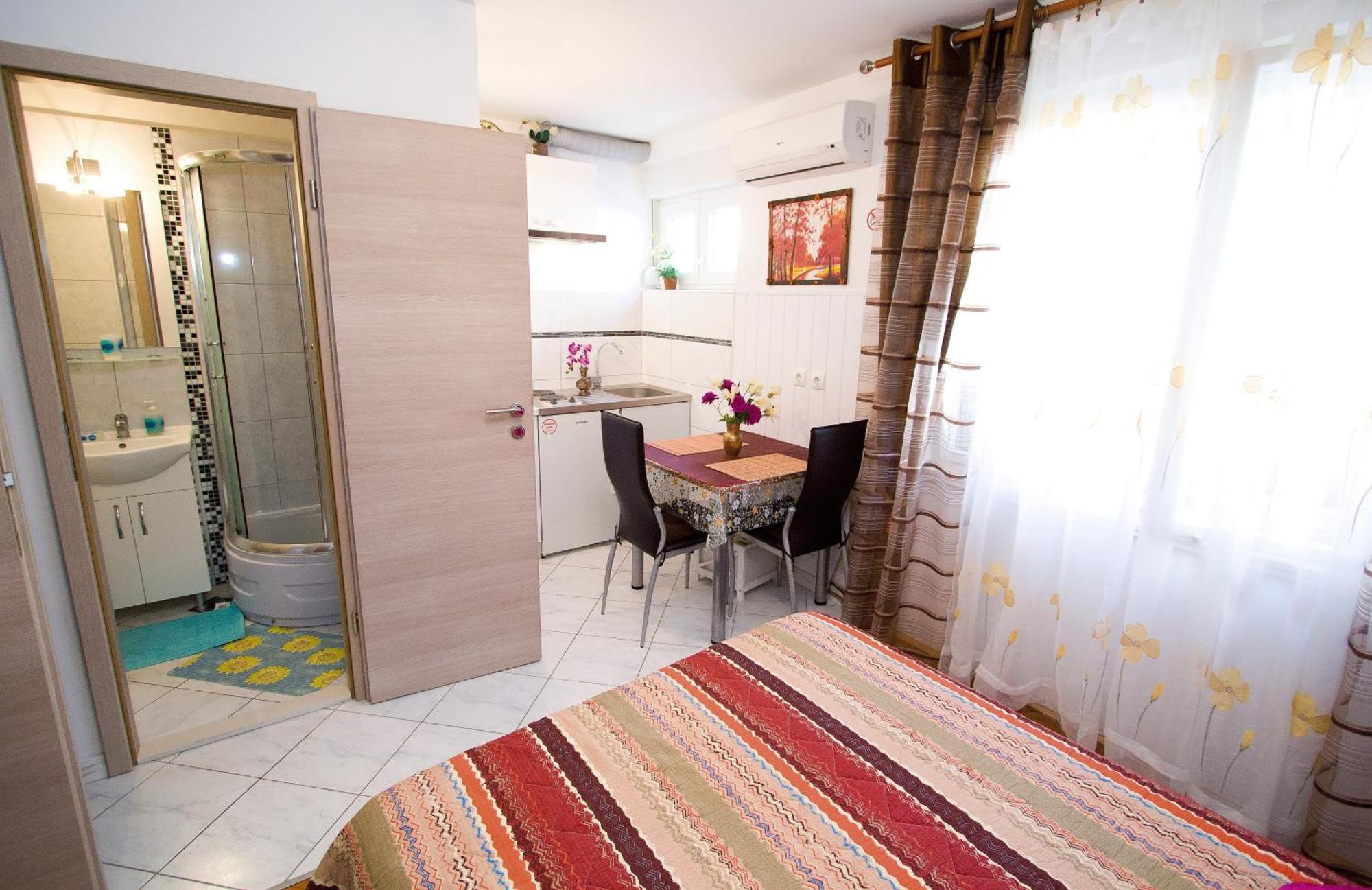 Apartments Crvena Orhideja Split Ruang foto