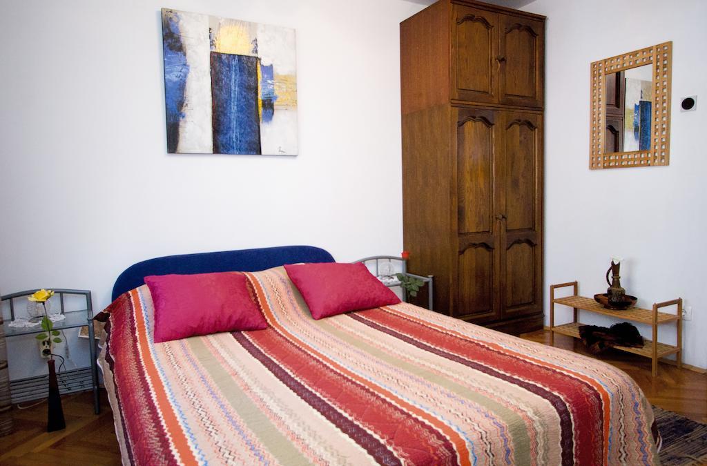 Apartments Crvena Orhideja Split Ruang foto