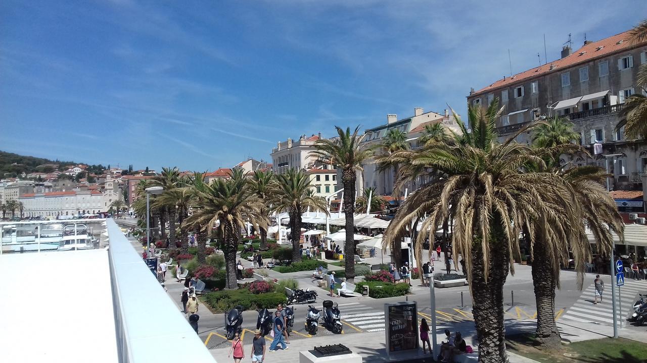 Apartments Crvena Orhideja Split Bagian luar foto