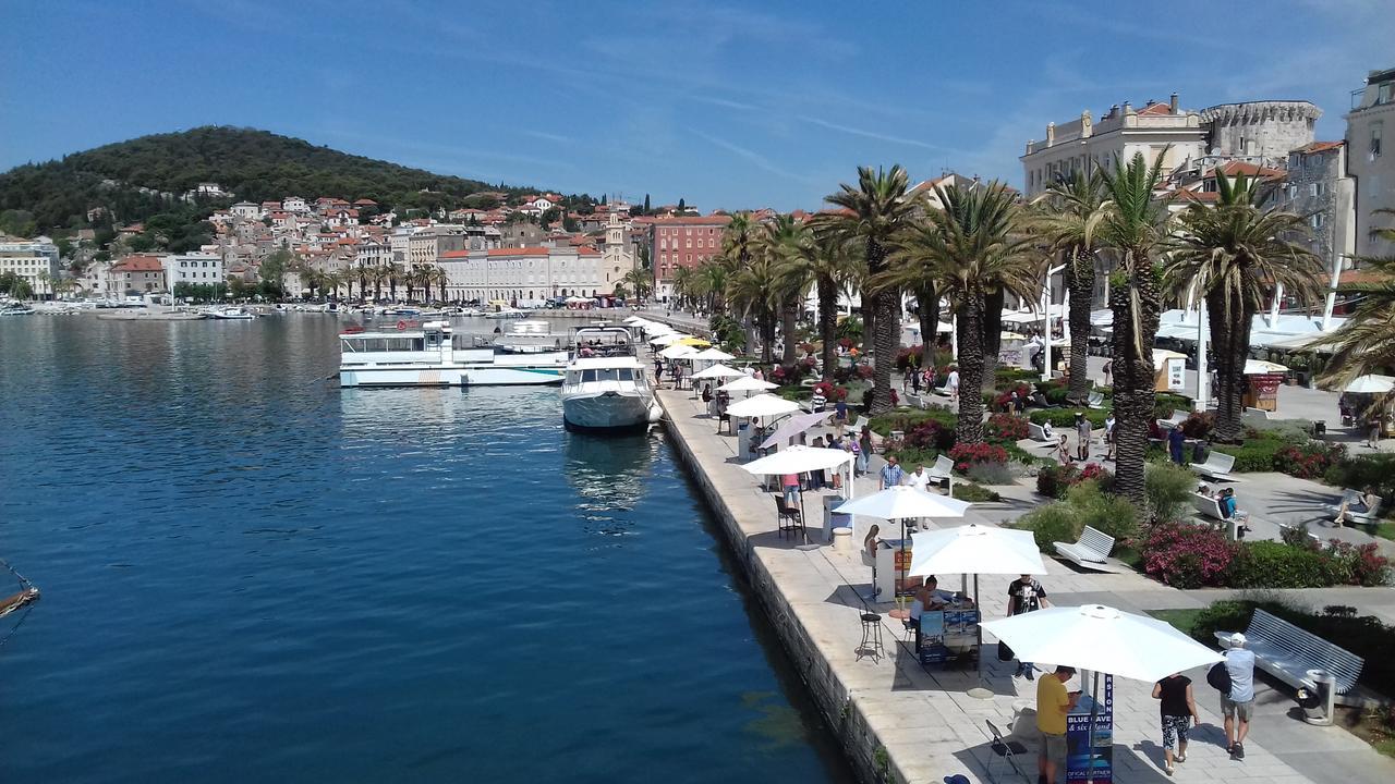 Apartments Crvena Orhideja Split Bagian luar foto