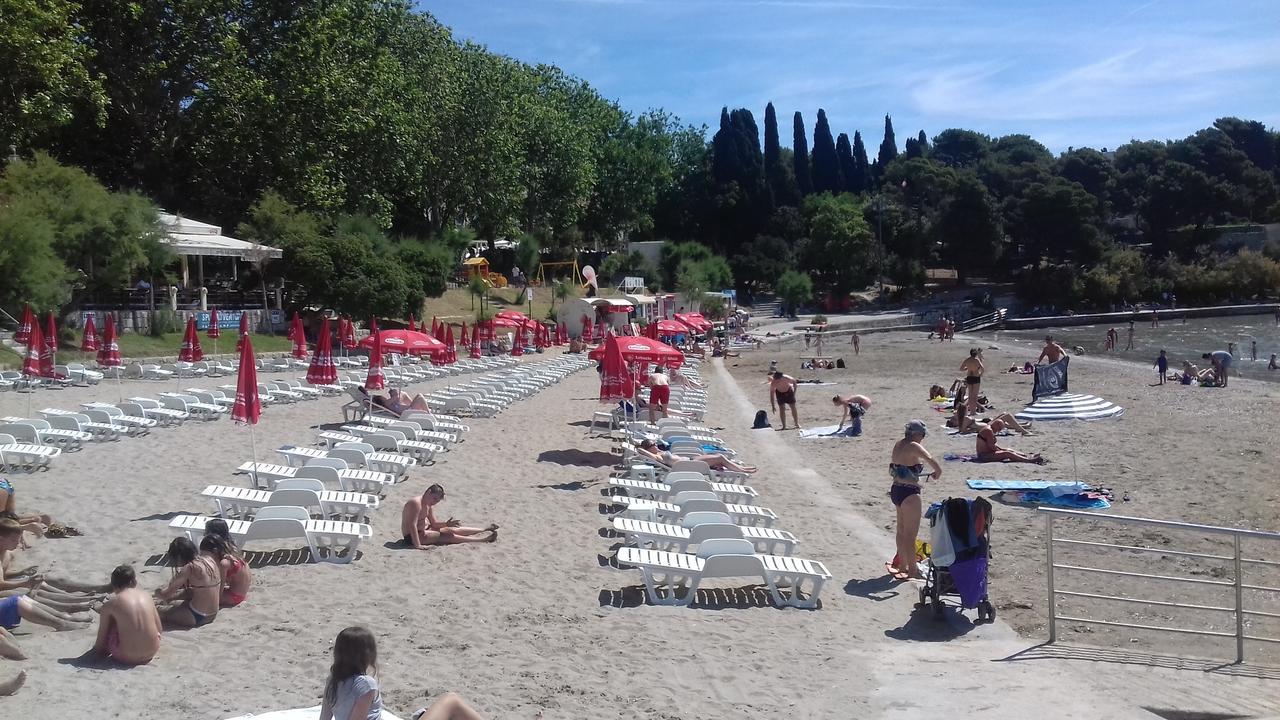 Apartments Crvena Orhideja Split Bagian luar foto